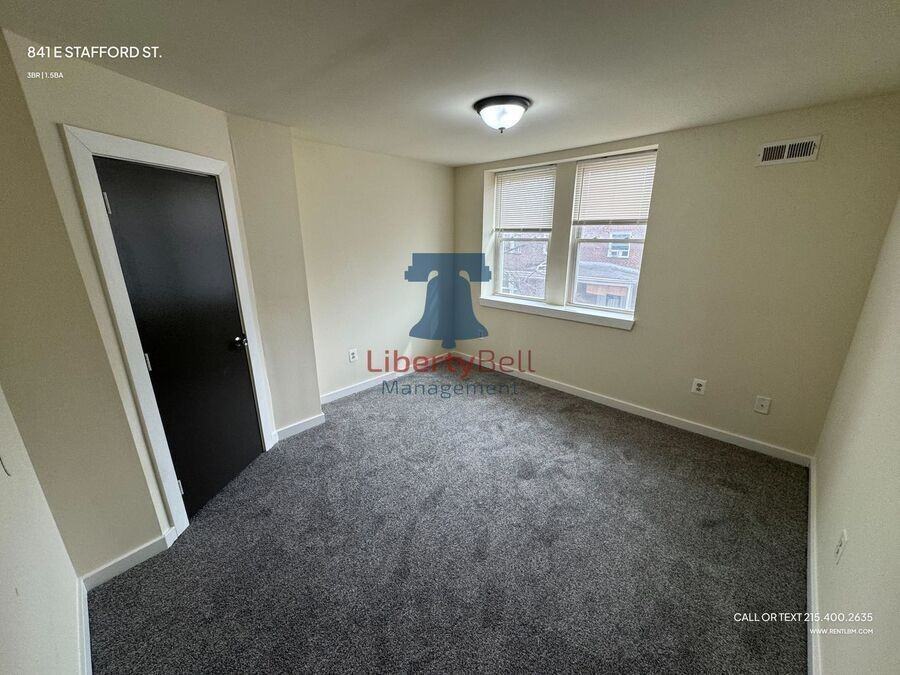 841 E Stafford St - Photo 5 of 11