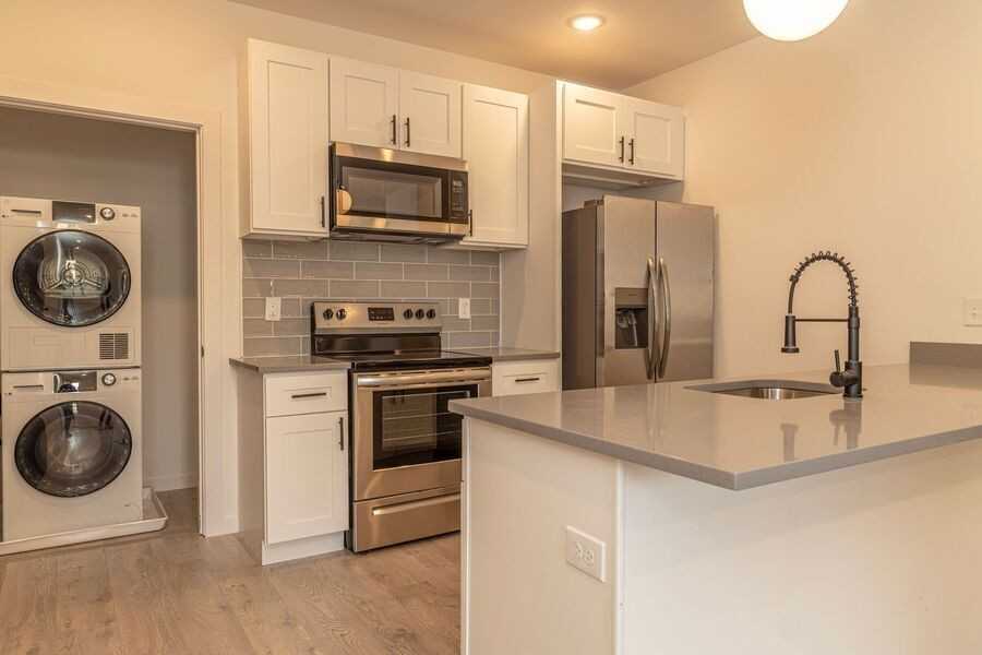 109 N 63rd St #2 - Photo 3 of 30