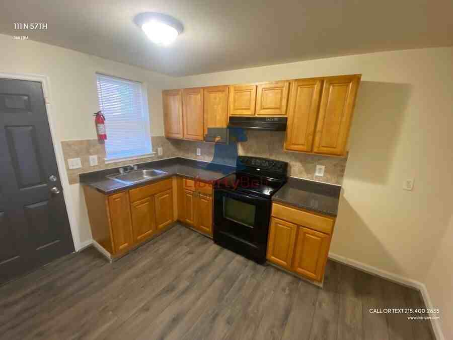 111 N 57th St - Photo 4 of 14