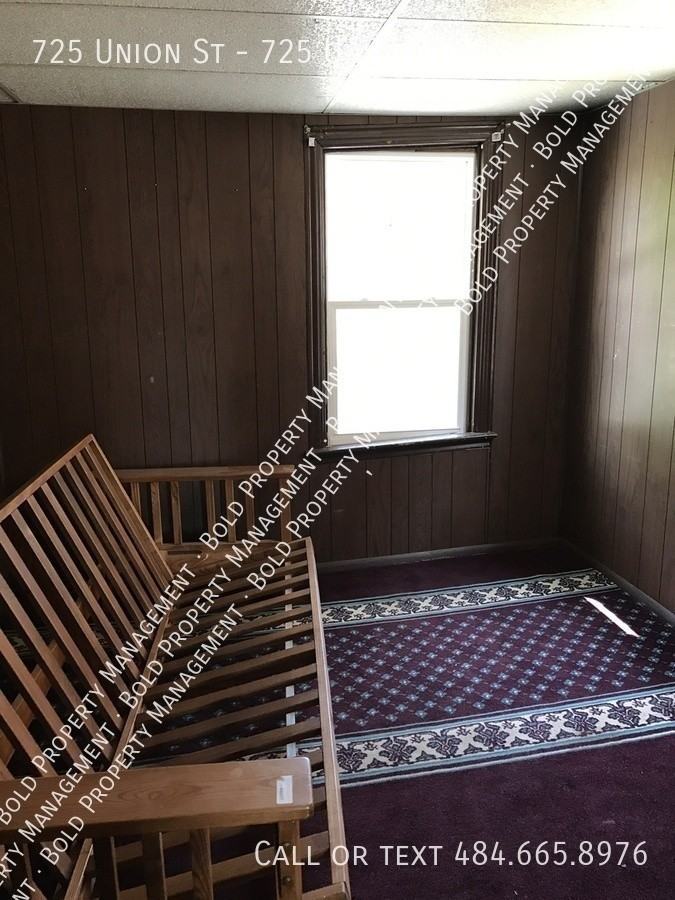 725 Union St #725UNIONST - Photo 5 of 7