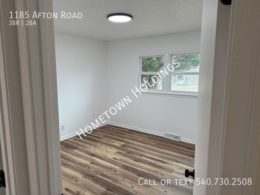 1185 Afton Rd - Photo 7 of 9