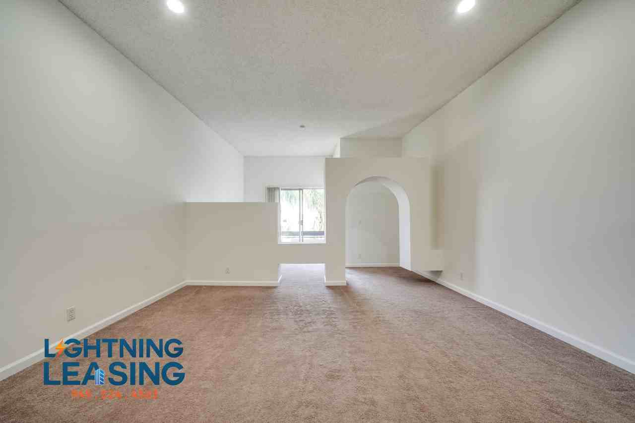 11226 Morrison St #218D - Photo 4 of 24
