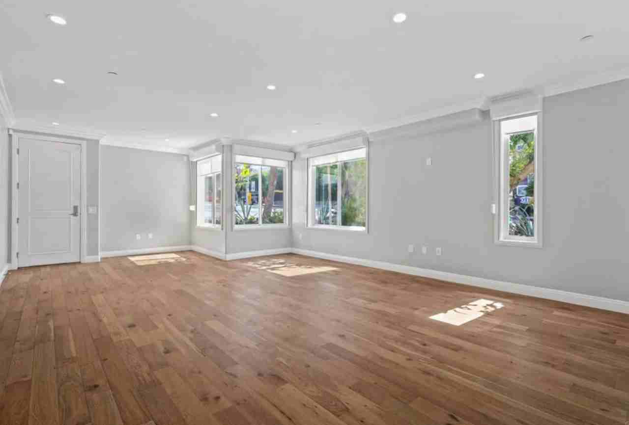 1283 Havenhurst Dr #101 - Photo 2 of 36