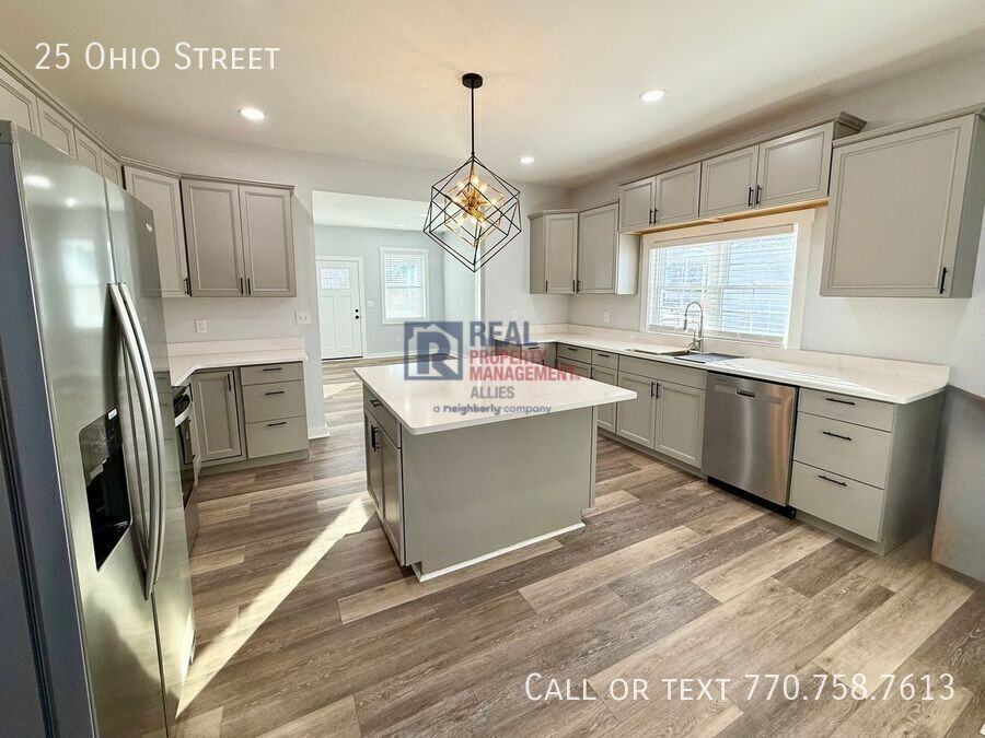 25 Ohio St - Photo 4 of 12