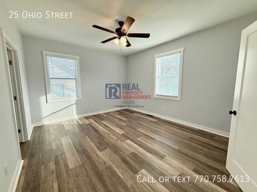 25 Ohio St - Photo 5 of 12