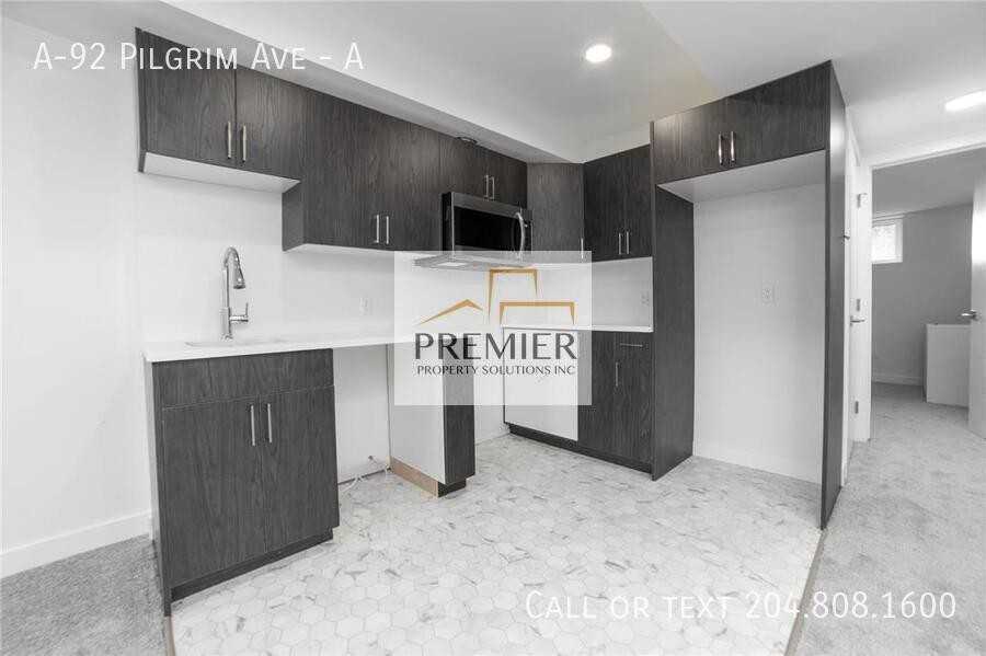 92 A-92 Pilgrim Ave #A - Photo 3 of 7