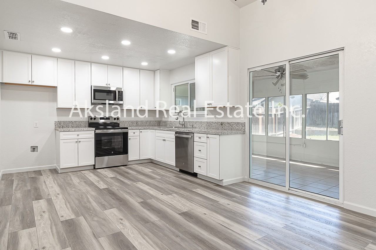 5124 Tewkesbury Way #1 - Photo 7 of 20