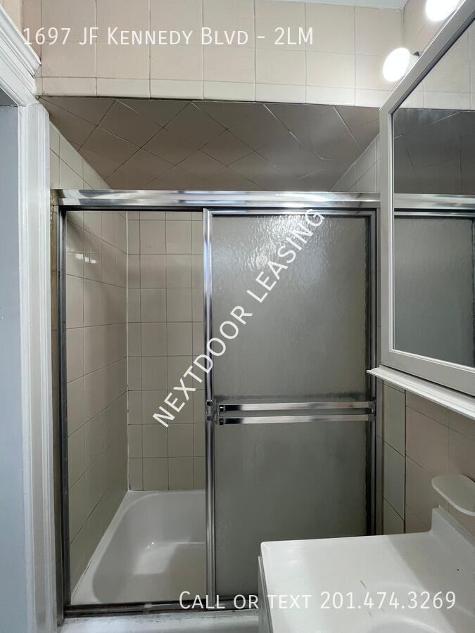 1697 Kennedy Blvd #2LM - Photo 3 of 7