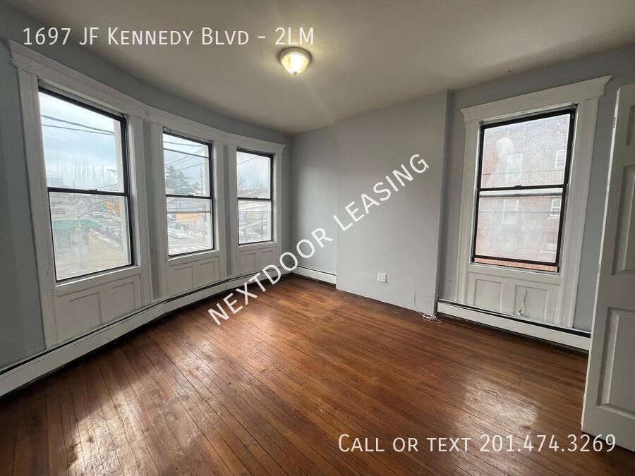 1697 Kennedy Blvd #2LM - Photo 7 of 7