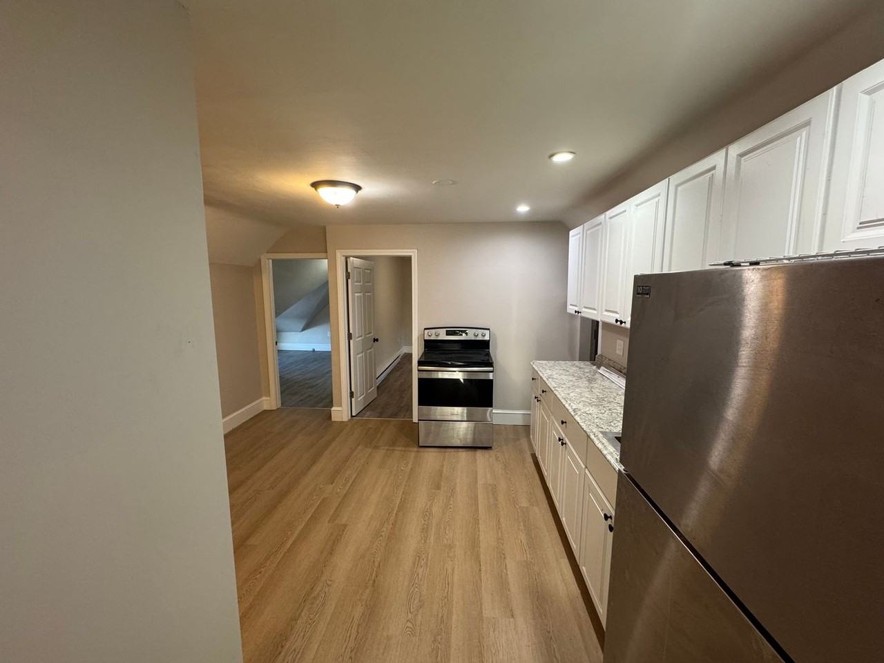 7072 Broadway #8 - Photo 4 of 25