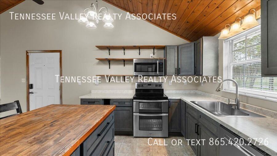 3615 Miser Station Rd - Photo 5 of 31