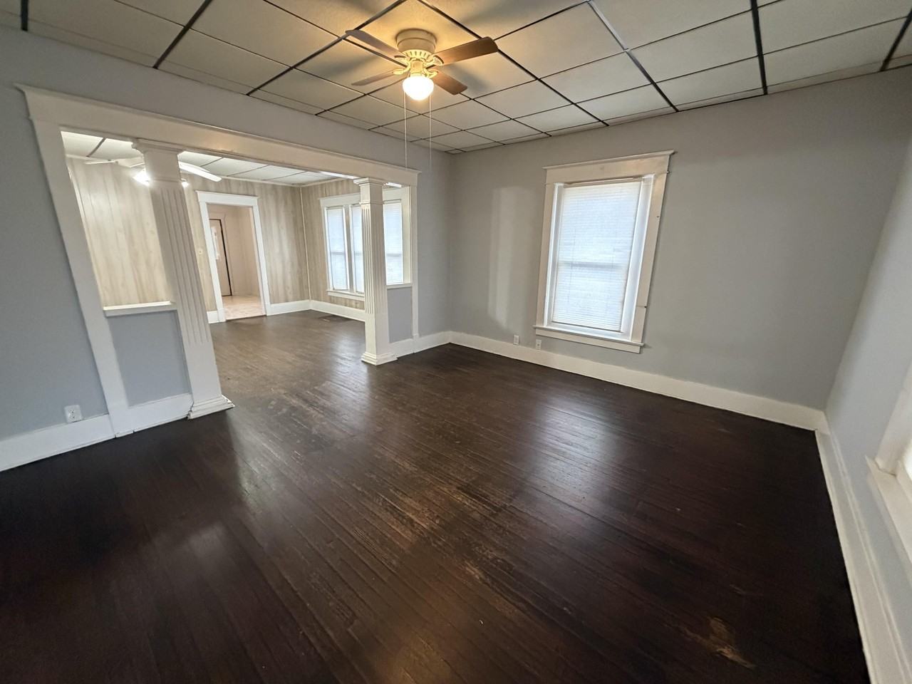 301 Porter St - Photo 6 of 13