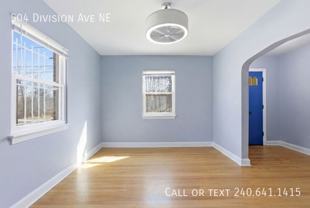 504 Division Ave Ne - Photo 1 of 1