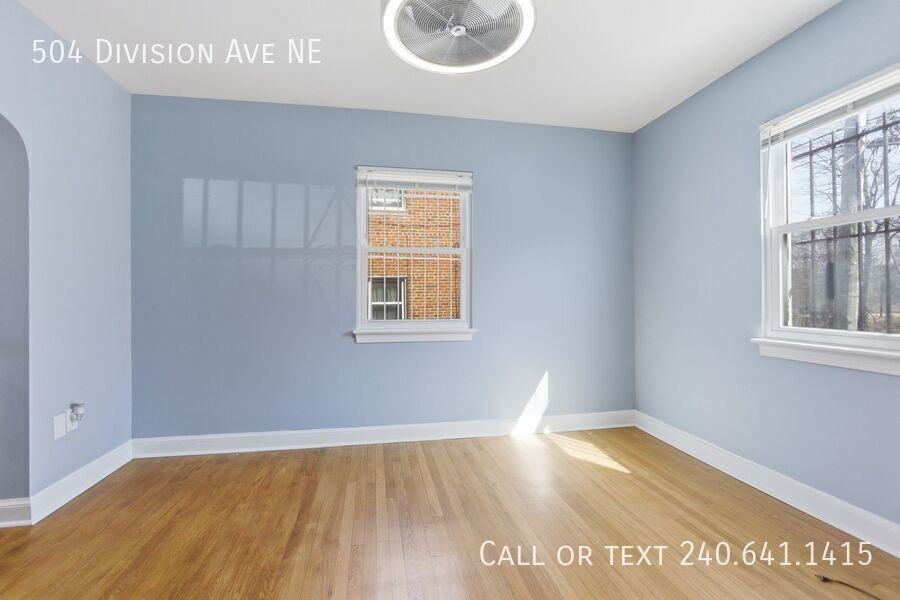 504 Division Ave Ne - Photo 2 of 20