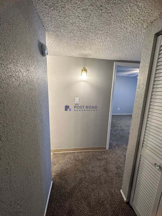 501 W 27th St S #304 - Photo 7 of 48