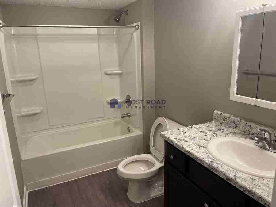 2838 S Osage Ave #201 - Photo 3 of 50