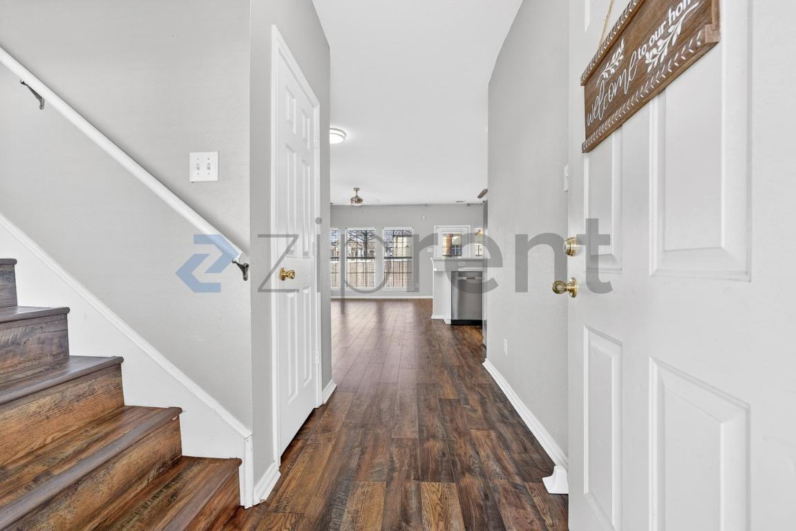 8797 Holly St - Photo 5 of 29