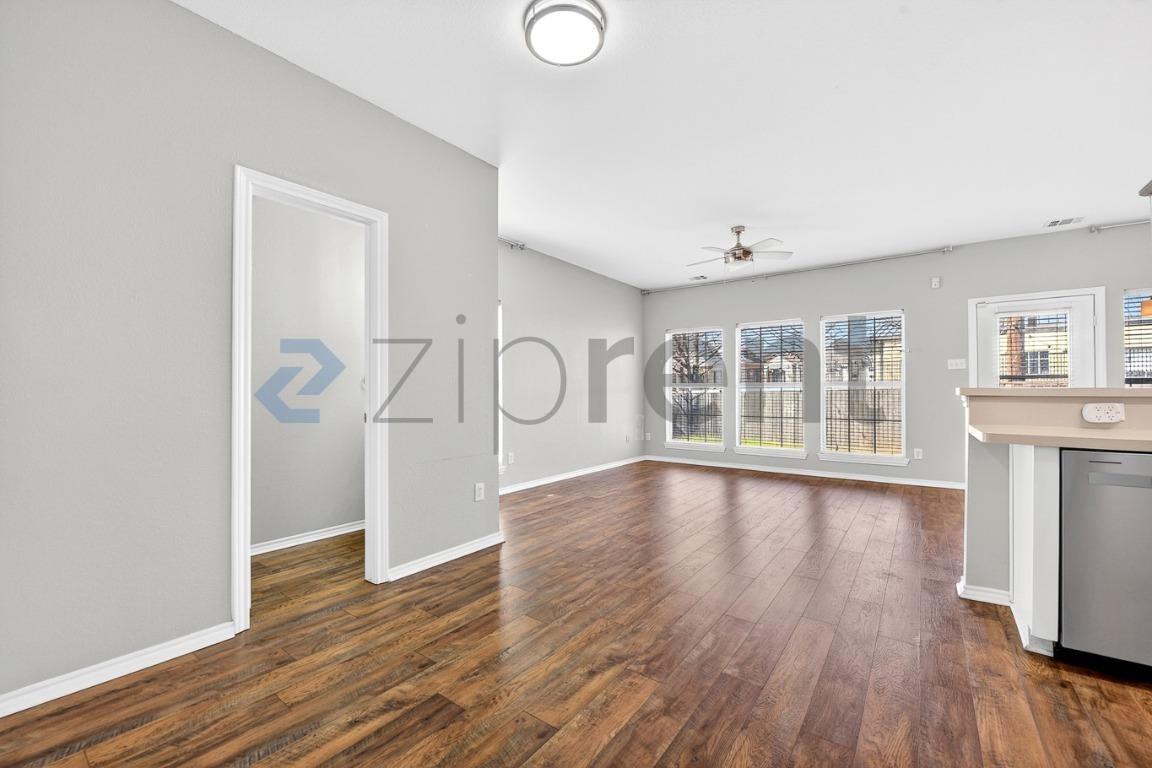 8797 Holly St - Photo 6 of 29