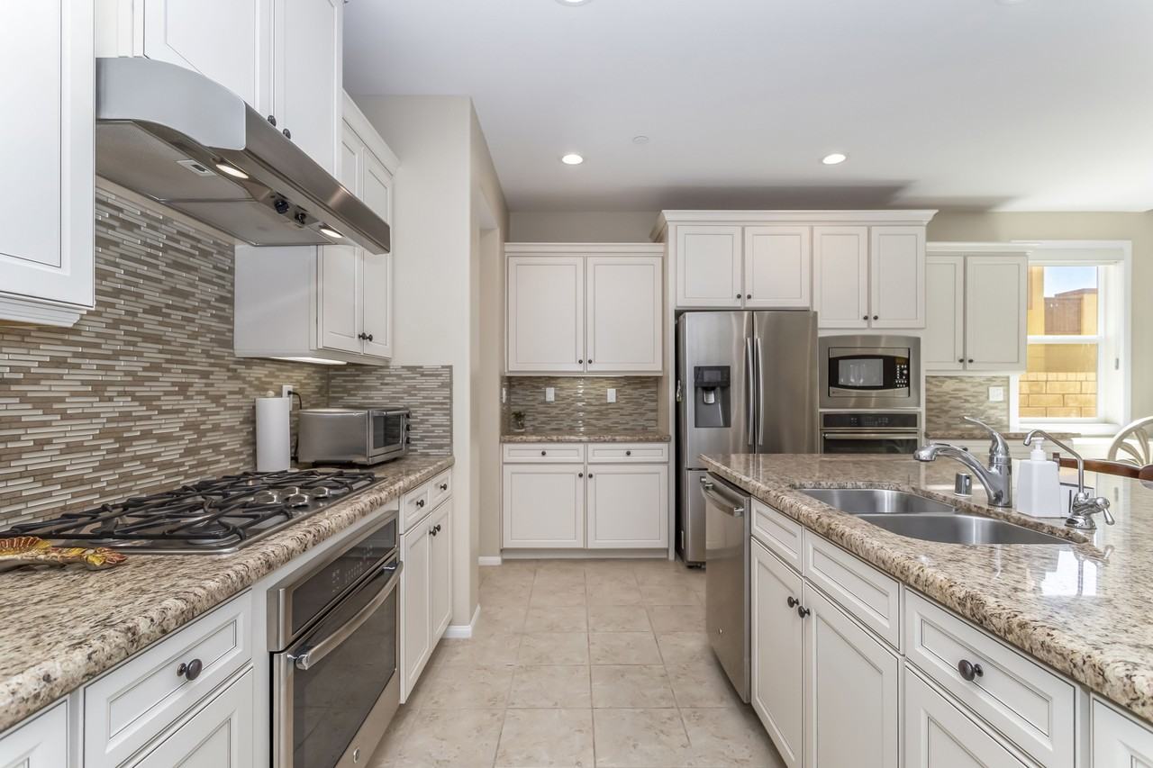 28629 Farrier Dr #1 - Photo 7 of 48