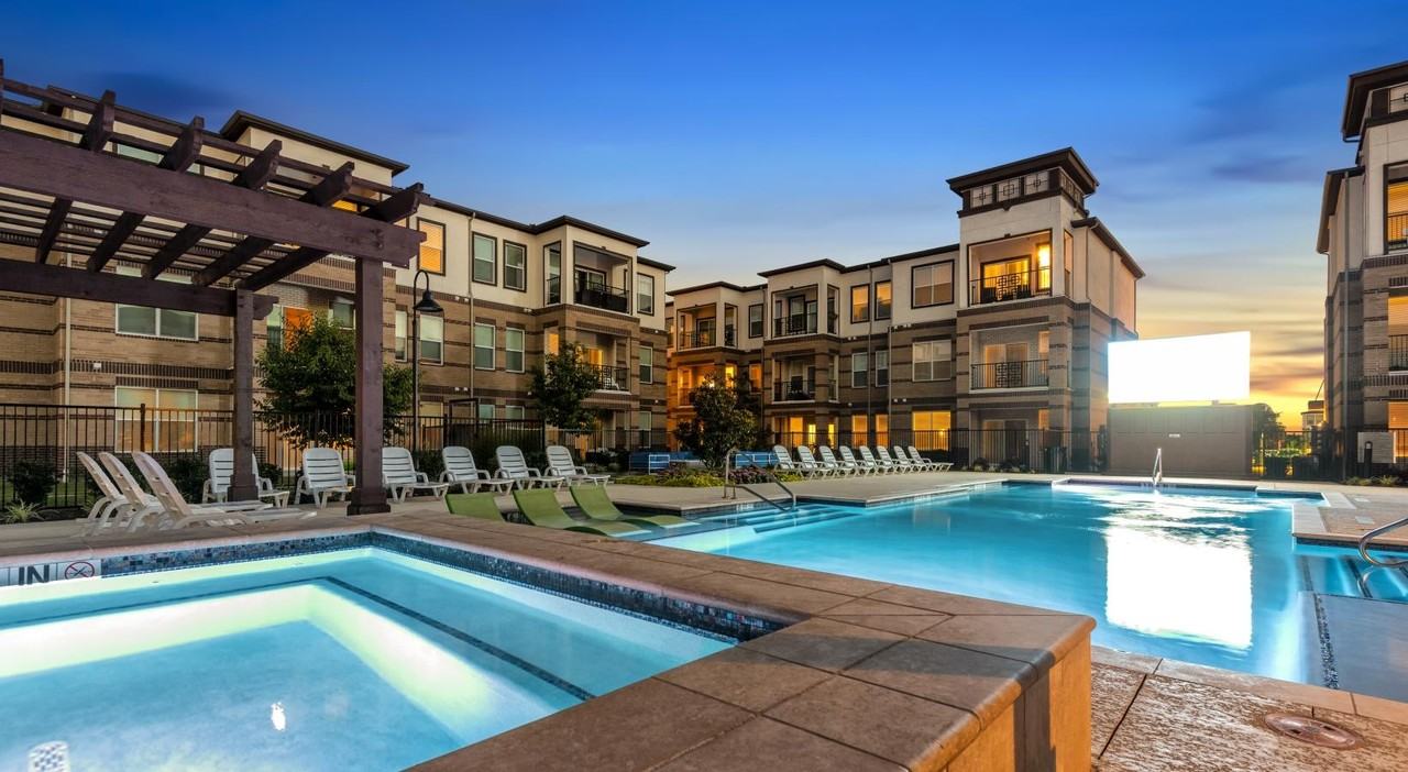 Collin Mckinney Pkwy #4699B - Photo 7 of 17