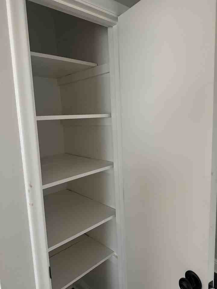 N Graves St #206 - Photo 6 of 13