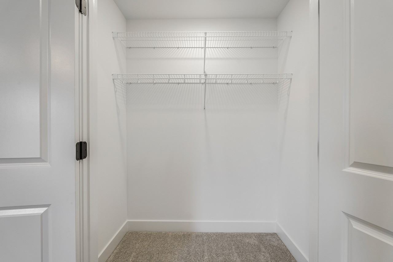 17 Barnyard Cir #17 - Photo 2 of 16