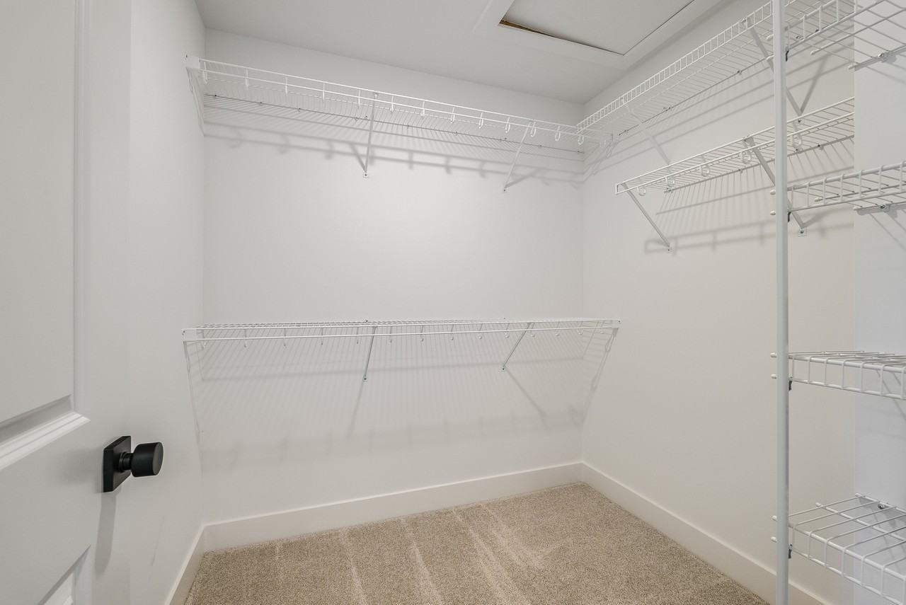 17 Barnyard Cir #17 - Photo 6 of 16