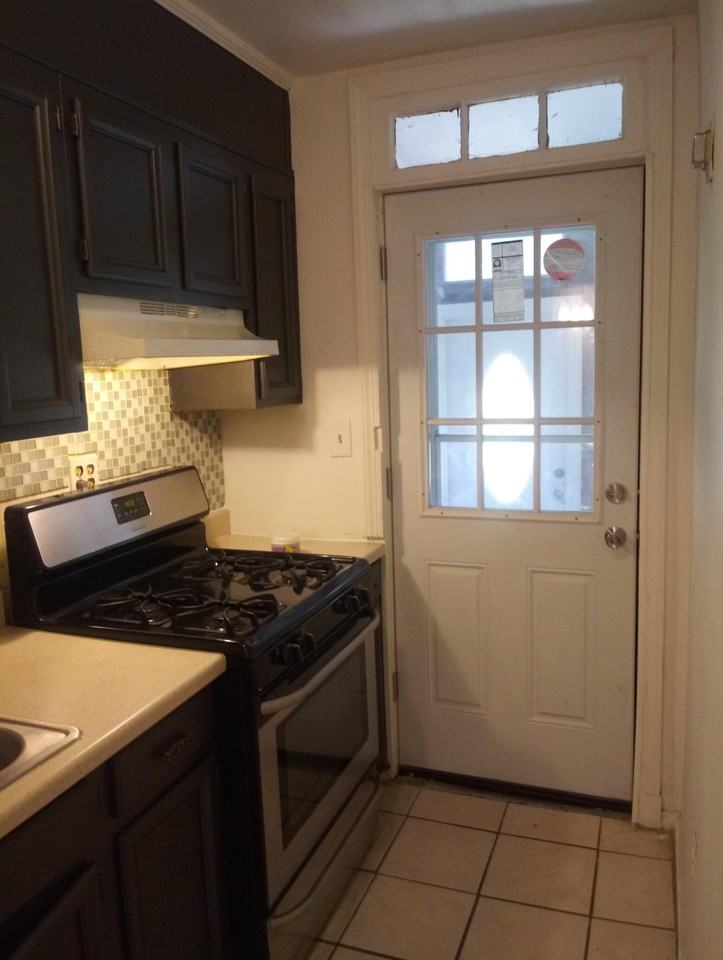 4627 E Capitol St Se #1 - Photo 4 of 22