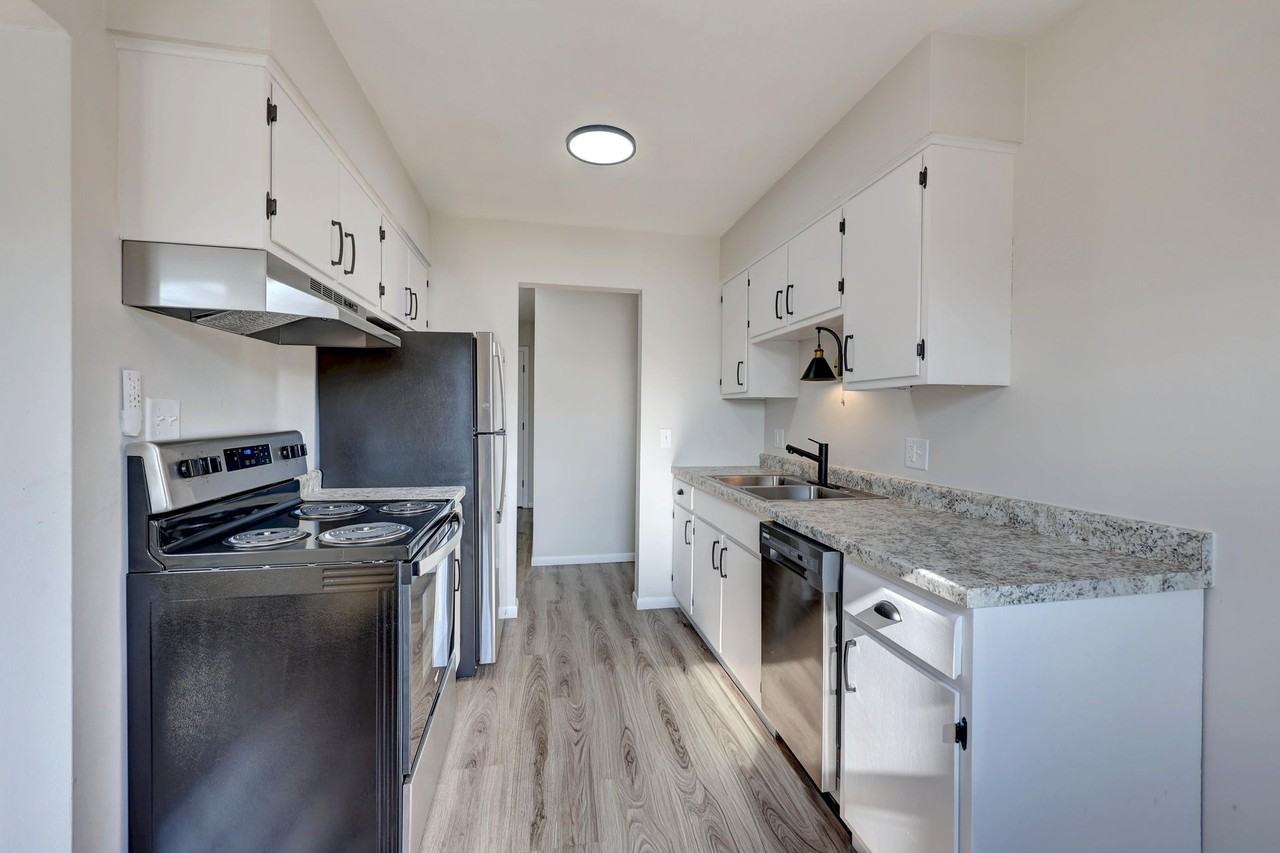 Central Village - Photo 4 of 50