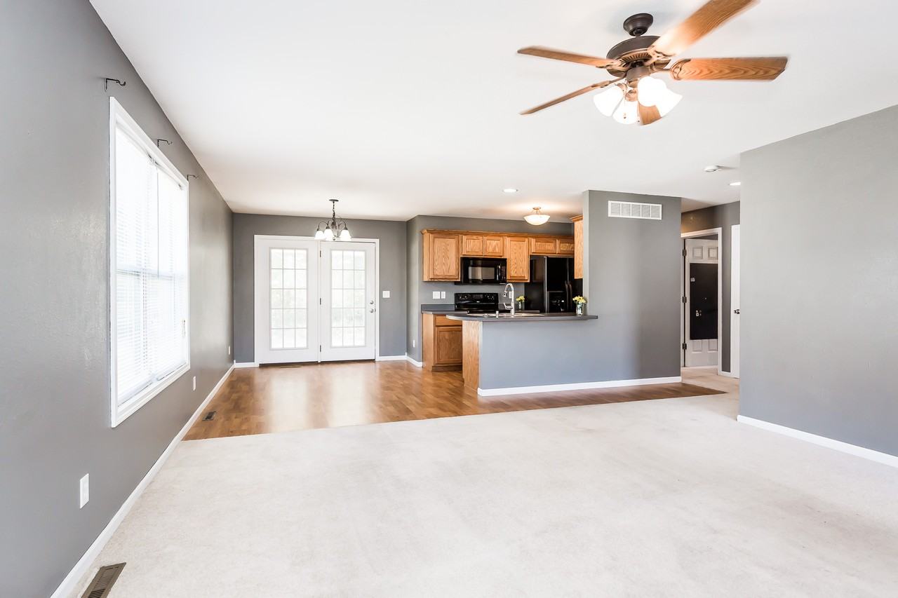 338 16th Street Cir #1 - Photo 3 of 20