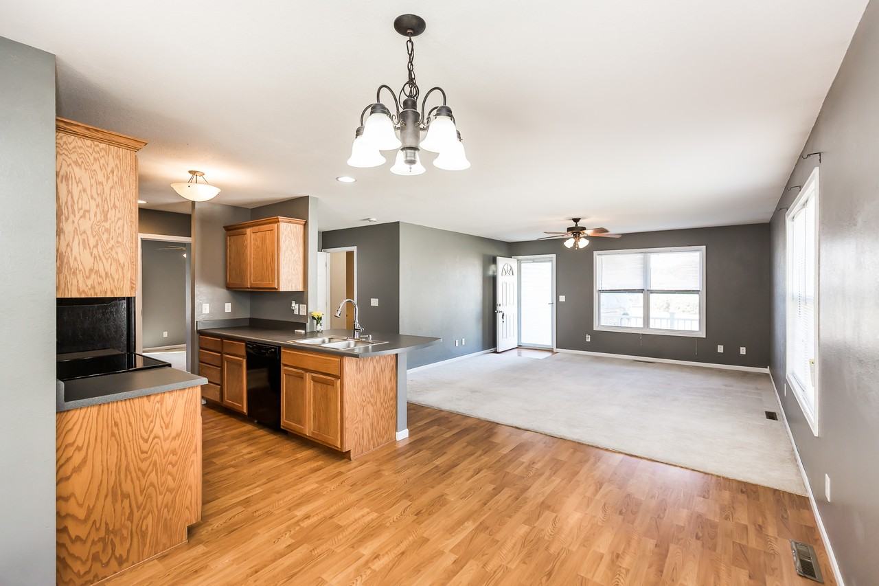 338 16th Street Cir #1 - Photo 6 of 20