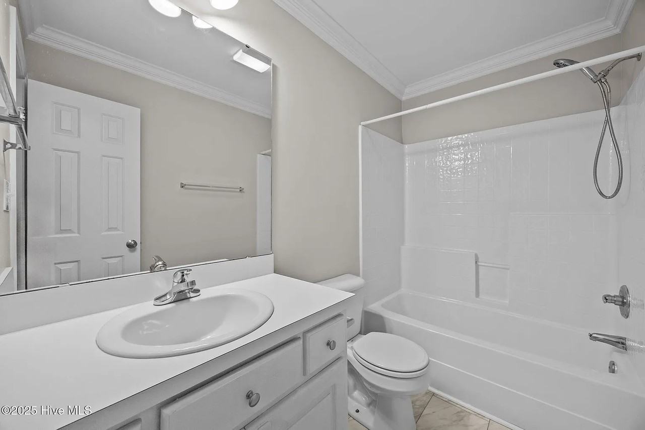 1013 Sebring Dr #NA - Photo 6 of 11