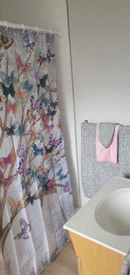 511 S Centre St #1 - Photo 3 of 7