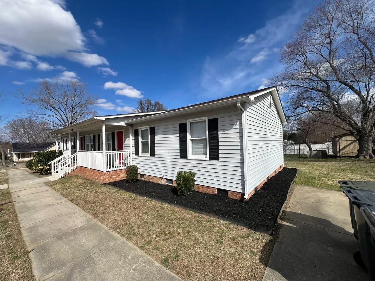 1802 Tucker St #B - Photo 2 of 11