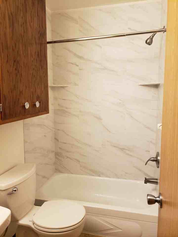 3857 Edgemoor Pl Ne #3 - Photo 4 of 5