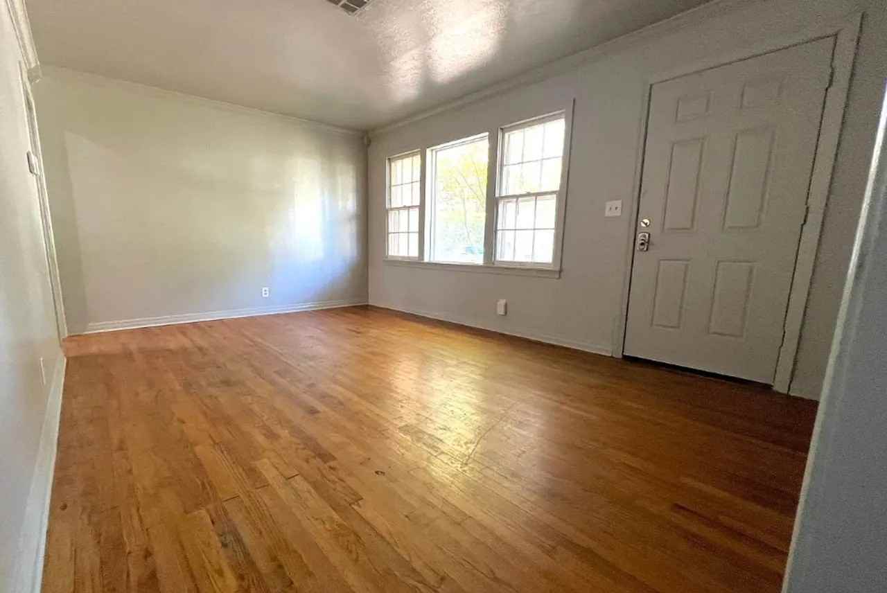 910 Garver St #1 - Photo 6 of 9