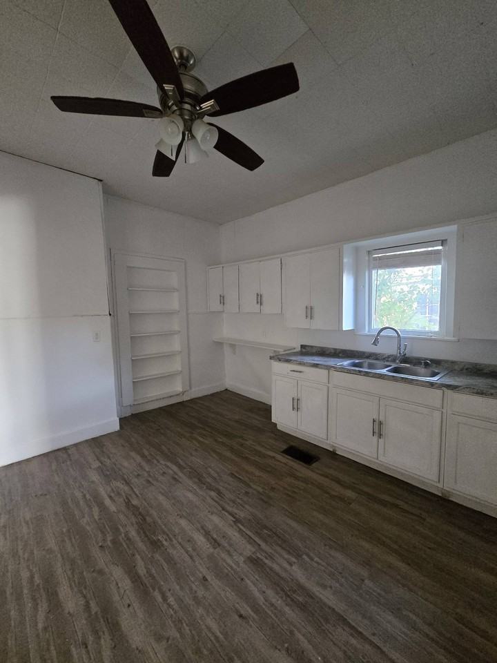 17 S 21st St #1 - Photo 6 of 6