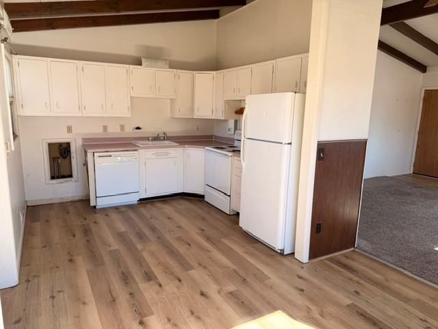 107 13th St #1 - Photo 4 of 11