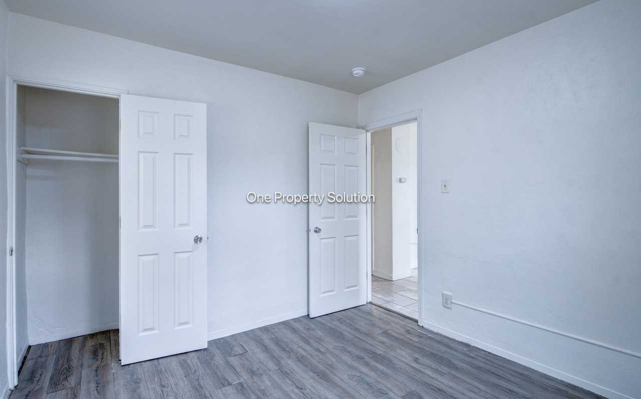 2453 Prospect St #1 - Photo 7 of 14