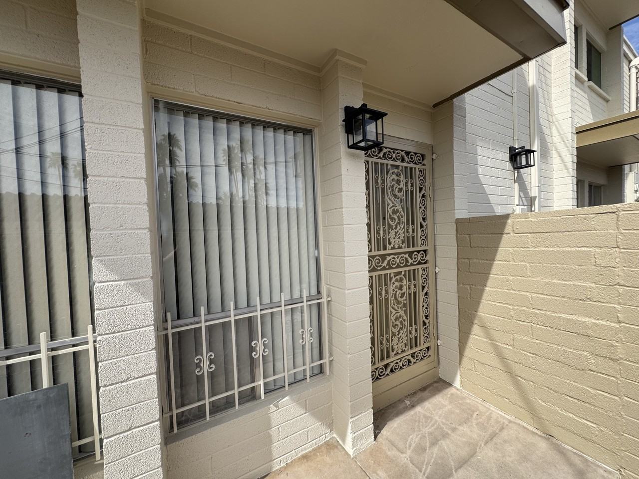 4917 North 73rd Street - 1Unit 17 #1 - Photo 4 of 31