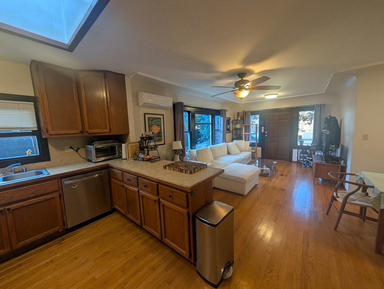 3035 Thorn Street - Photo 5 of 24