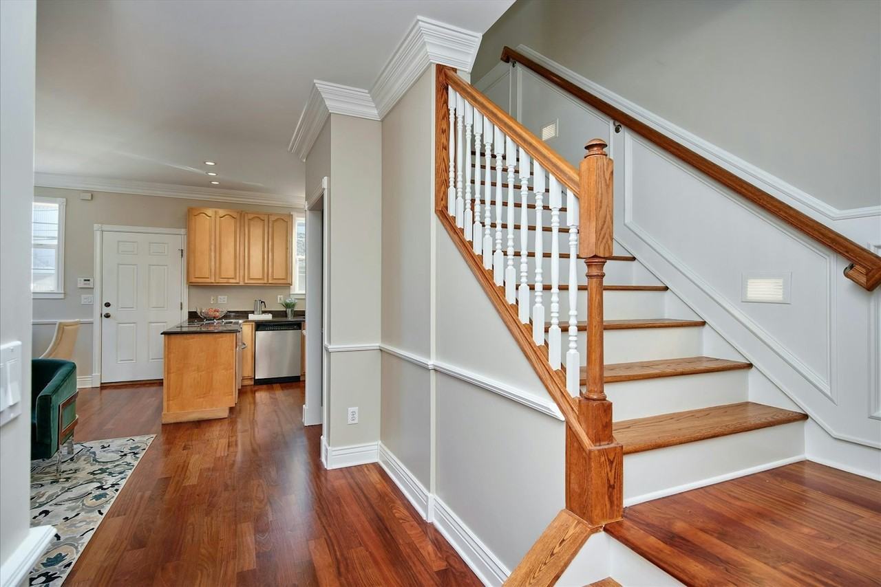 3220 Vallejo Street - Photo 6 of 32