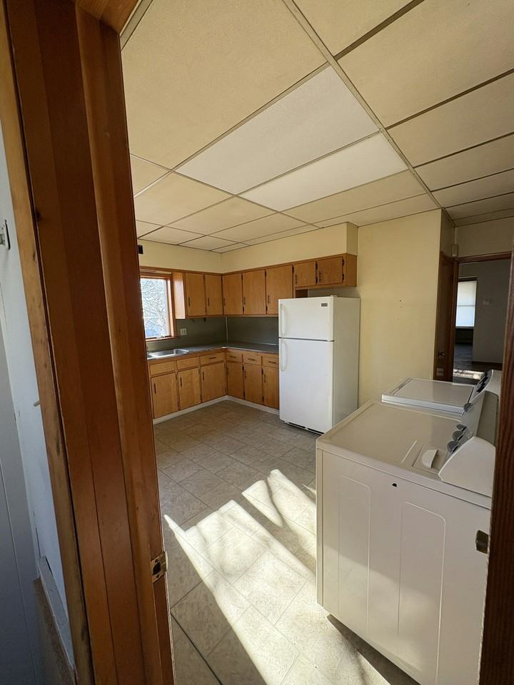 725 Wheeler Avenue, Unit Rear Left - Photo 7 of 15