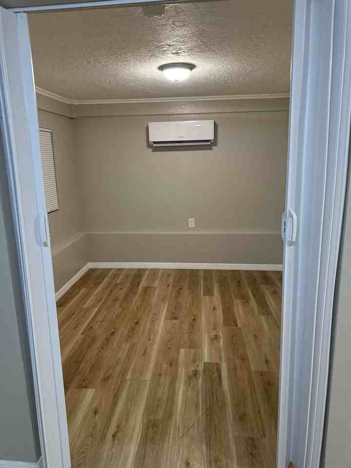 18015 1st Street East, Unit 18011 - Photo 6 of 12