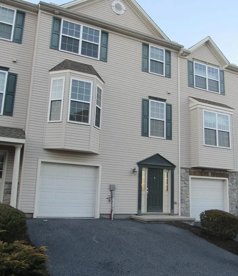 5 Jay Circle - Photo 2 of 22