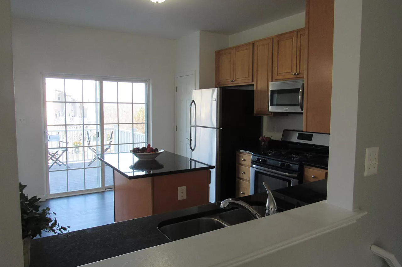 5 Jay Circle - Photo 3 of 22