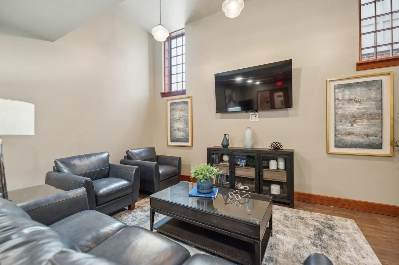 Lexington School - Photo 6 of 18