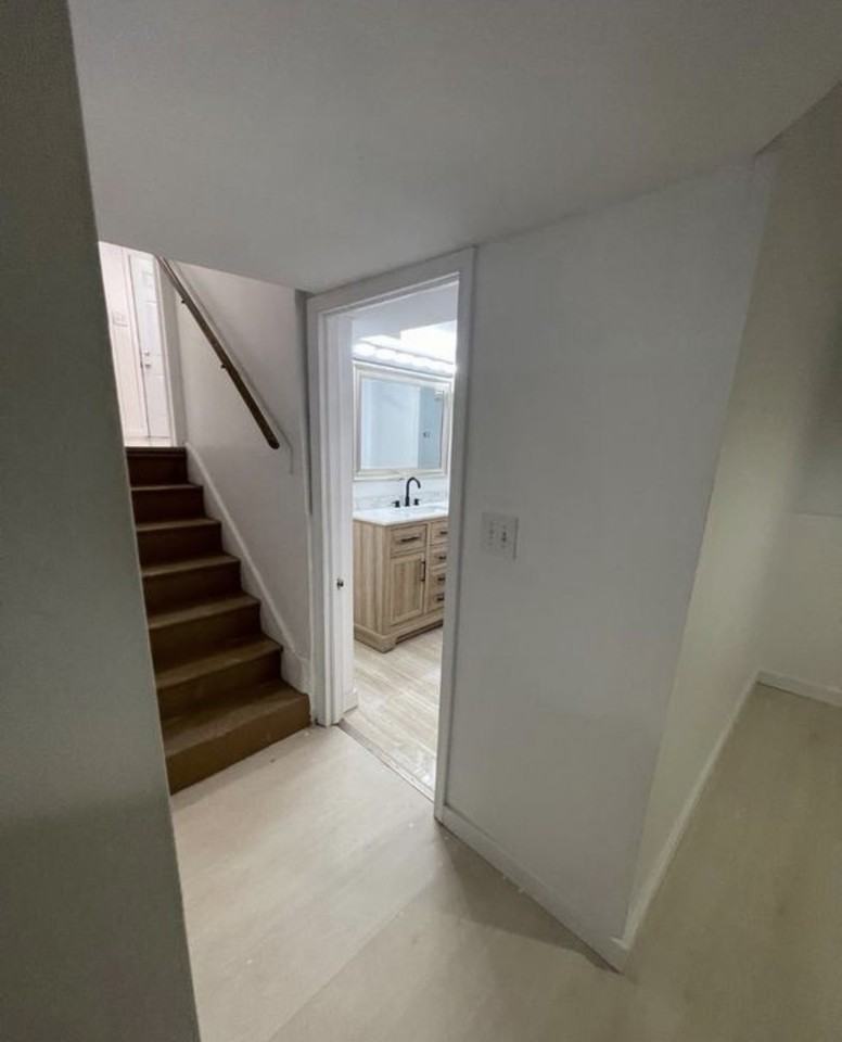 100 Talisman Ct #1 - Photo 4 of 35