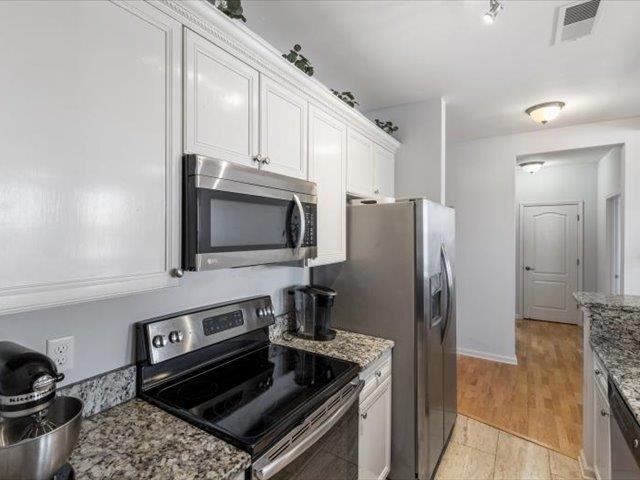 580 South Main StreetUnit 204 #1 - Photo 7 of 24