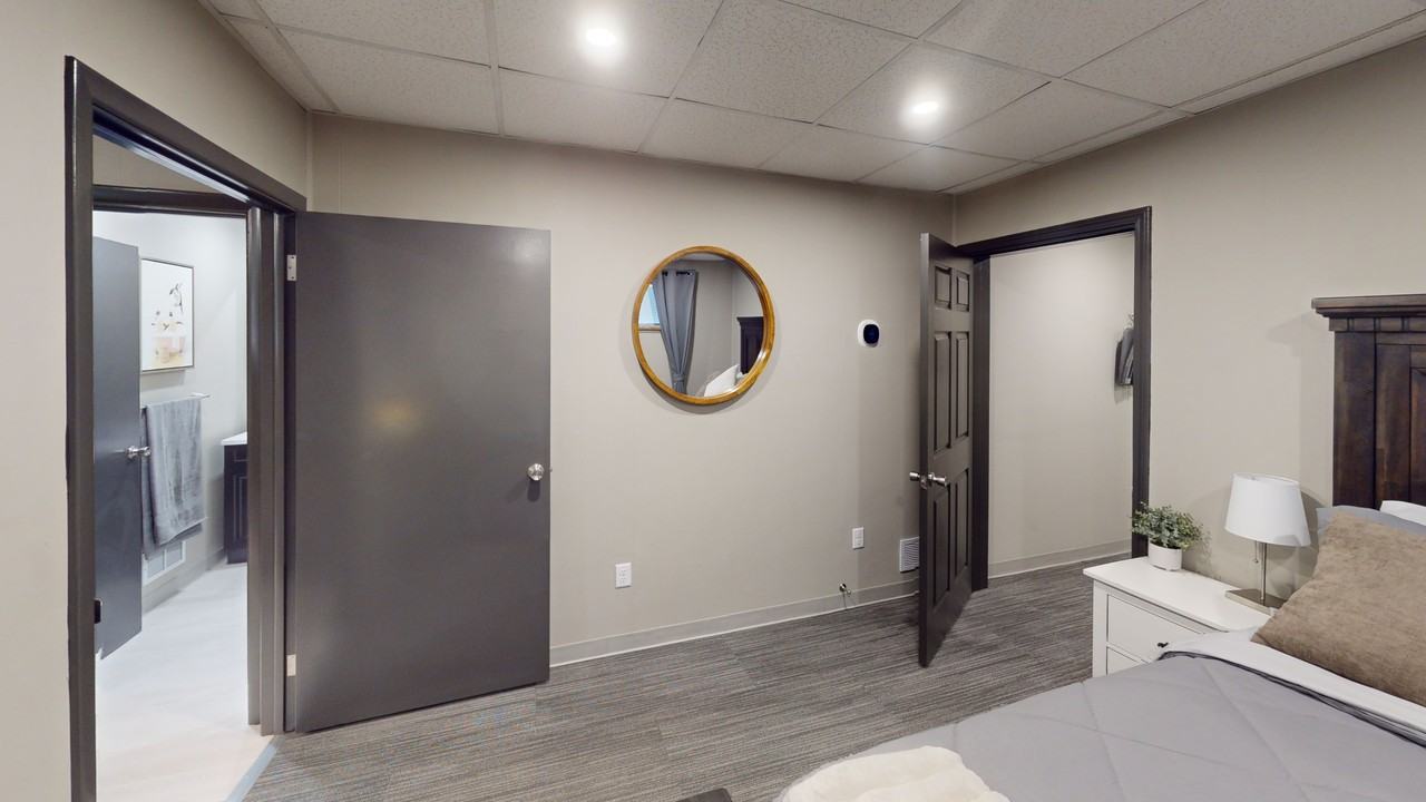 Haymarket Square (221 S Peoria) Commercial - Photo 6 of 9